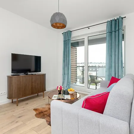 Stylish In Balcony & Wifi By Rent Like Gdynia