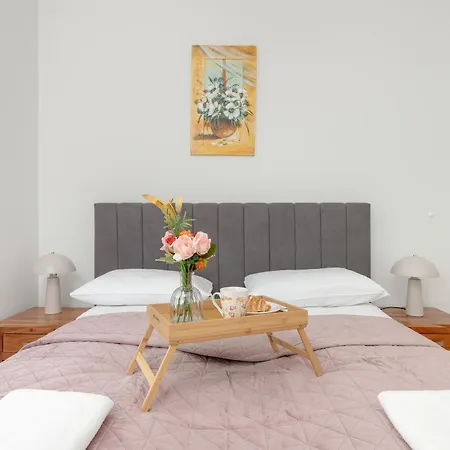 Stylish In Balcony & Wifi By Rent Like Appartement