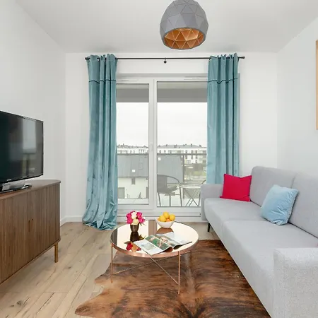 Apartment Stylish In Balcony & Wifi By Rent Like Gdynia